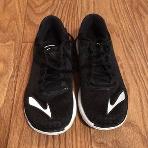 Brooks Pure Flow 5 shoes